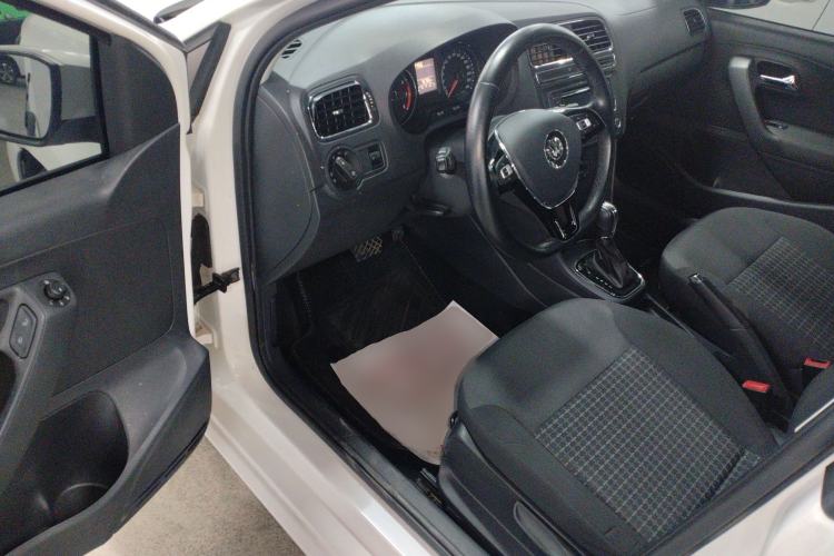 Used Volkswagen Polo 2016 1.6L Automatic Comfort Model Driver Seat