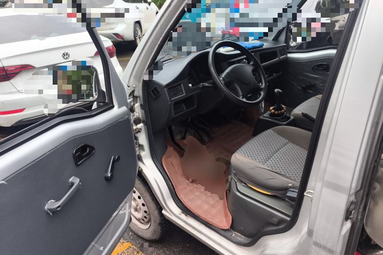 Used Wuling Zhiguang 2020 1.2L Van Utility Model China VI Emission Standard 2 Seats LSI Driver Seat