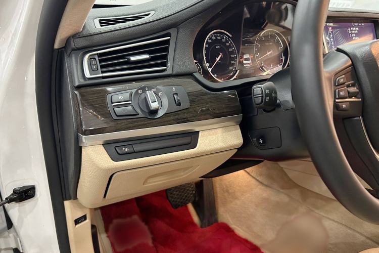 Used BMW 7 Series 2013 740Li Leading Model