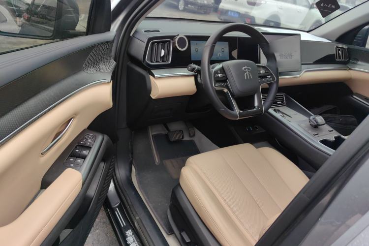 Used BYD Song Pro New Energy 2024 HONOR Edition DM-i 71KM Beyond Model
