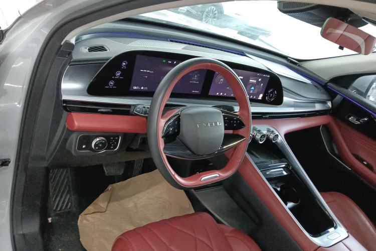 Used EXEED Stellar C-DM 2024 1.5T Long-Range Pro