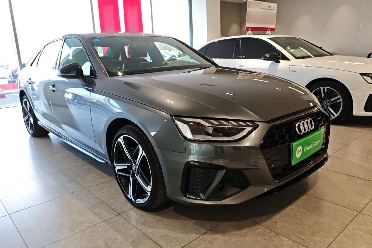 Used Audi A4L 2024 40 TFSI Luxury Dynamic Edition Front Right 45 Deg