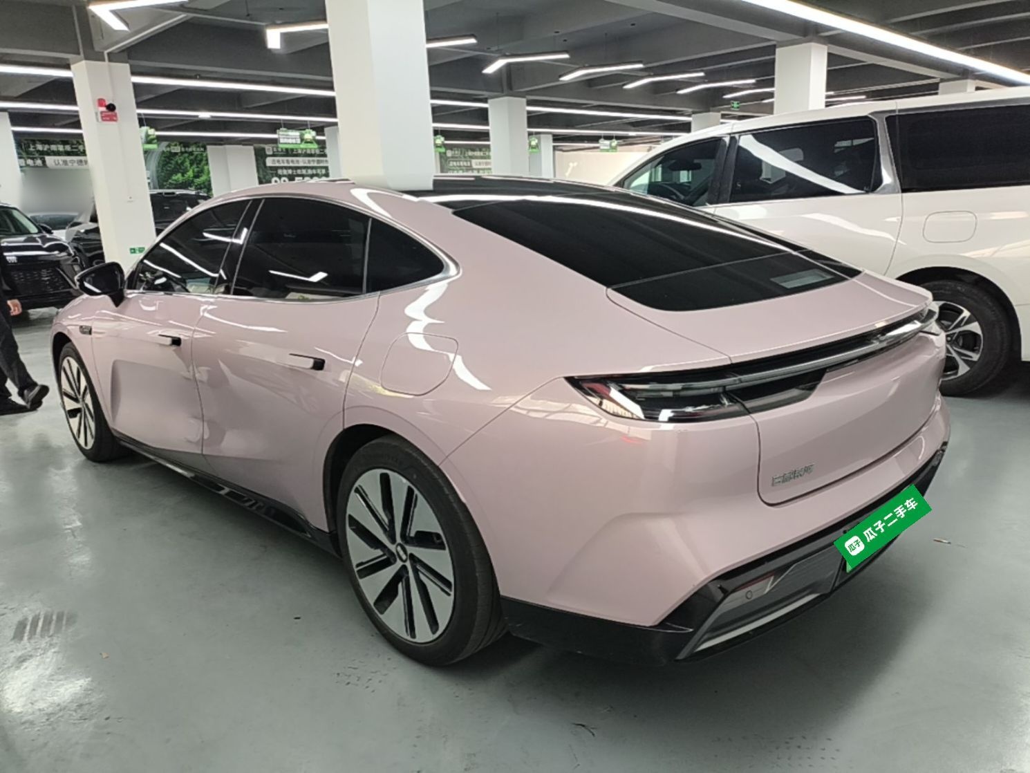 Geely Galaxy E8 2024 665 km Range Rear-Drive Starship Long-Range Version — снимка 4