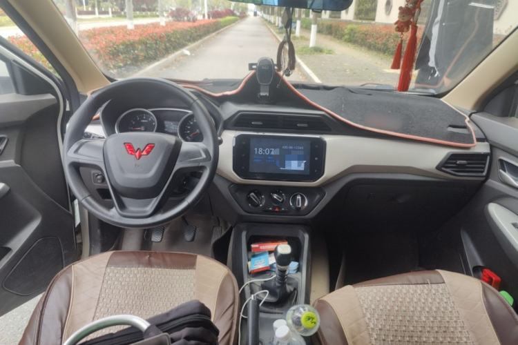 Used Wuling Hongguang 2021 1.5L S Comfort Edition LAR
