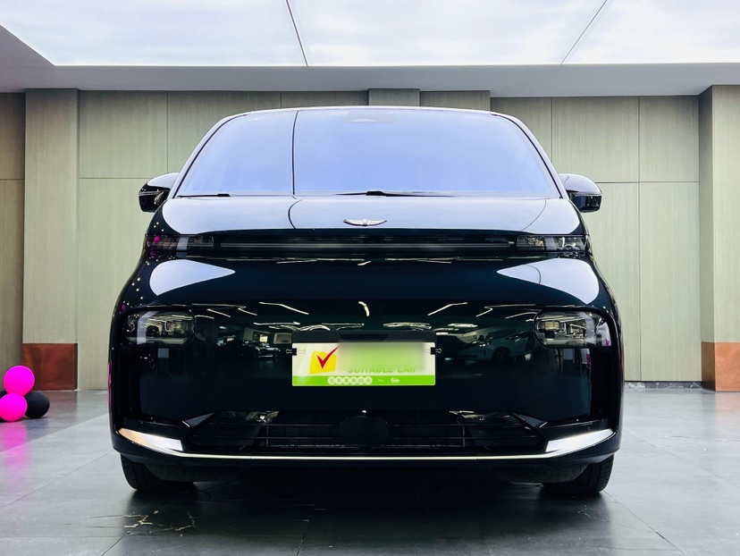 Geely Galaxy LEVC L380 2025 650 km Flagship Edition All-Wheel Drive — снимка 14