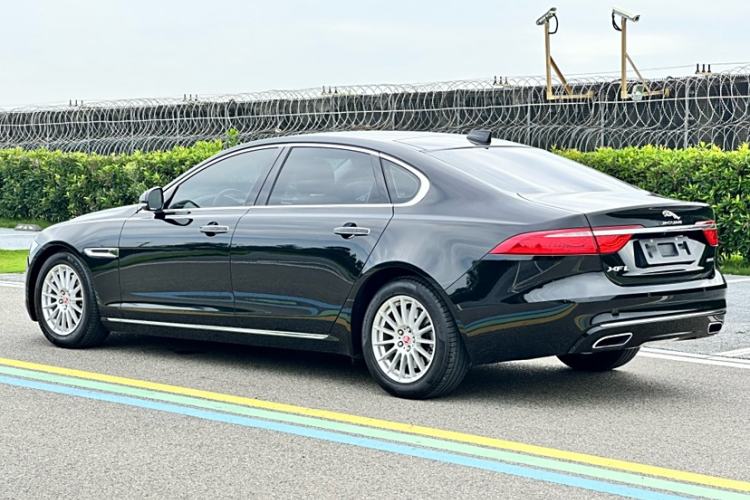 Used Jaguar XFL 2017 XFL 2.0T 200PS Elite Edition