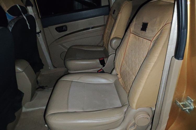 Used Wuling Hongguang 2013 1.2L S Comfort Model China IV Standard Left Rear Seat