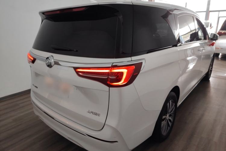 Used Buick GL8 2022 ES Landtrek 653T Comfort Edition