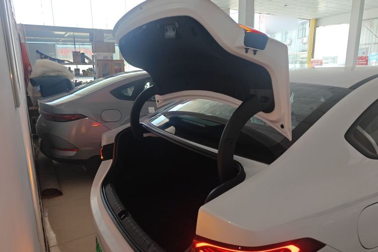 Used BYD Qin PLUS  Trunk