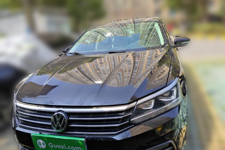 Used Volkswagen Passat 2017 330TSI DSG Luxury Edition
