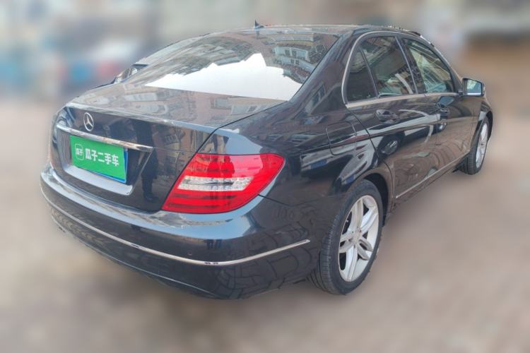 Used Mercedes-Benz C-Class 2013 C 260 CGI Fashion Model Rear Right 45 Deg