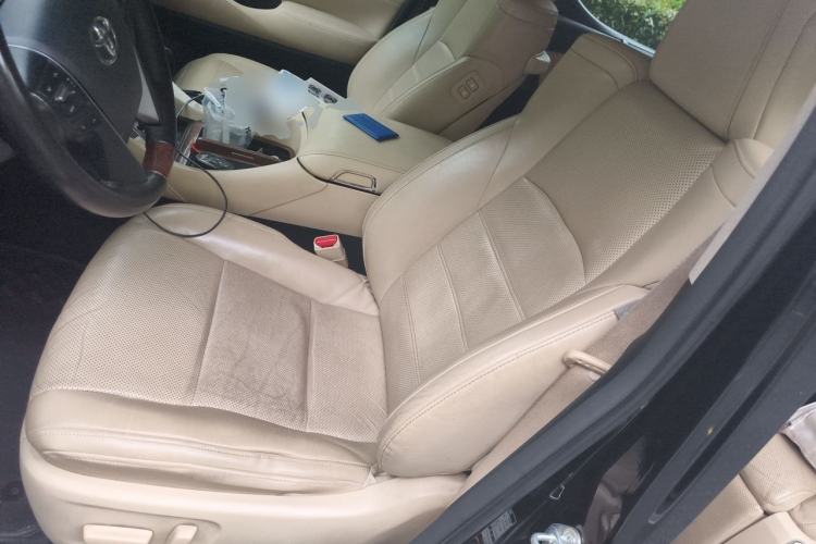 Used Toyota Alphard 2015 3.5L Prestige Edition
