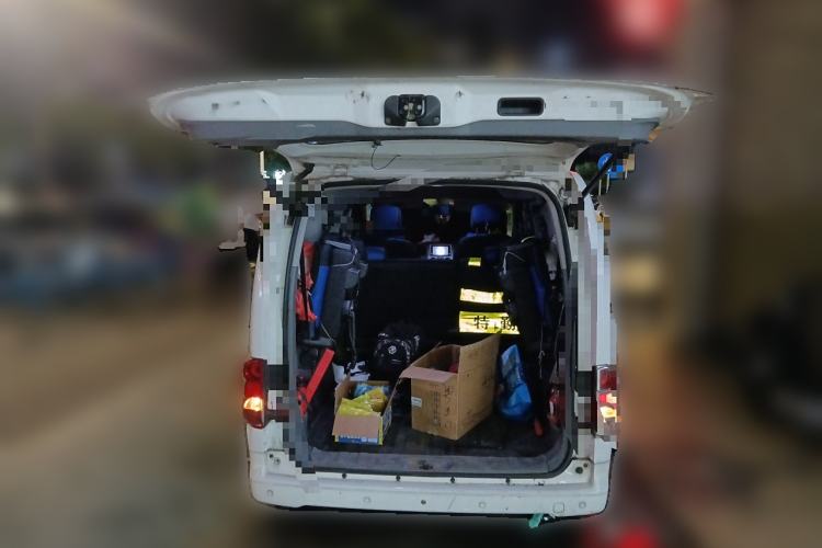 Used Nissan NV200 2013 1.6L Luxury Model China IV Standard