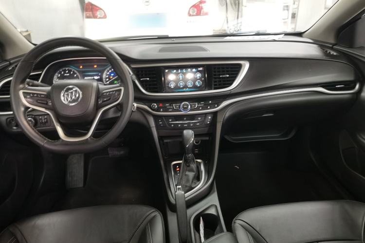 Used Buick GT 2019 18T Automatic Connected Elite Model China V Standard Center Console