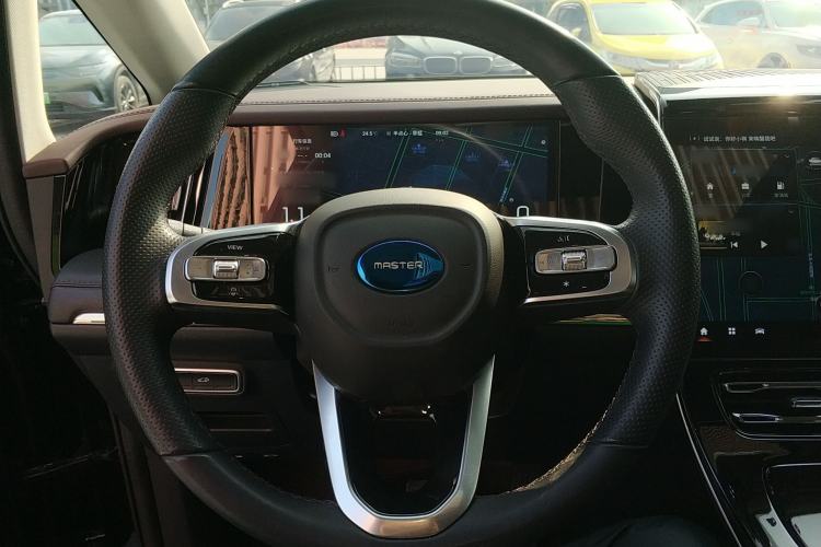 Used GAC Trumpchi M8 2024 Master Series 400T Ultimate Edition Steering Wheel