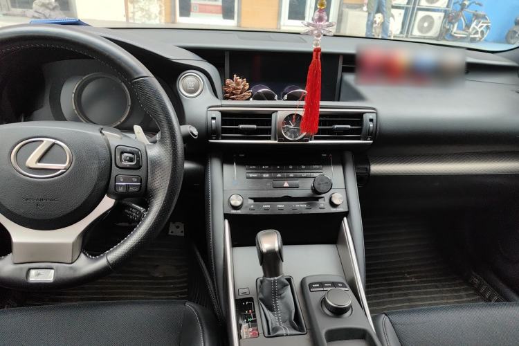 Used Lexus IS 2017 300 F SPORT Edition Center Console