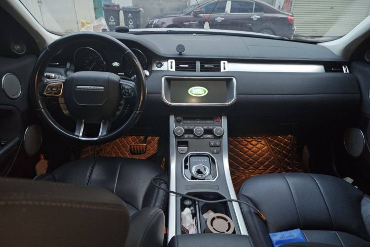 Used Land Rover Range Evoque 2018 240 PS SE Smart Brilliance Edition
