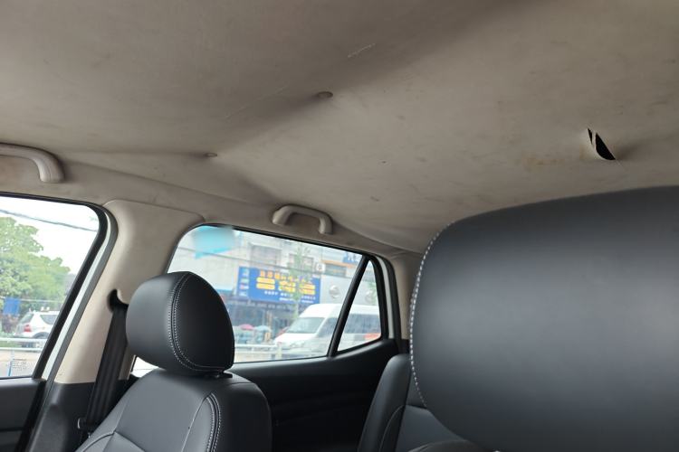 Used CHANGAN OSHAN CX70 2016 1.6L Manual Comfort Model