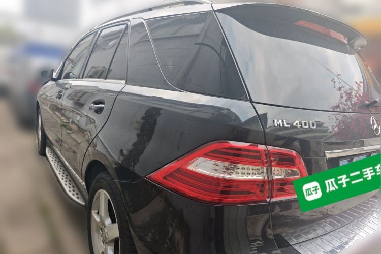 Used Mercedes-Benz M-Class 2015 ML 400 4MATIC Luxury Model Rear Left 45 Deg