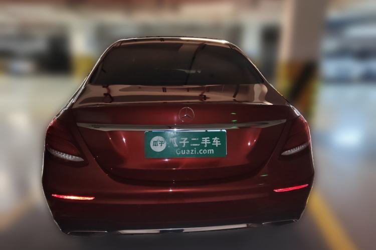 Used Mercedes-Benz E-Class 2019 E 300 L Sporty and Stylish Model