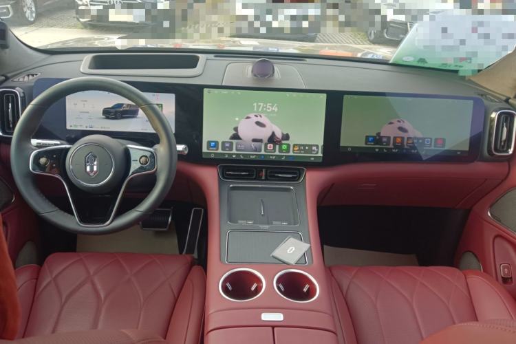 Used Hima AITO M8 2025 Extended-Range Ultra Version 53.4 kWh 5-Seater Edition Center Console