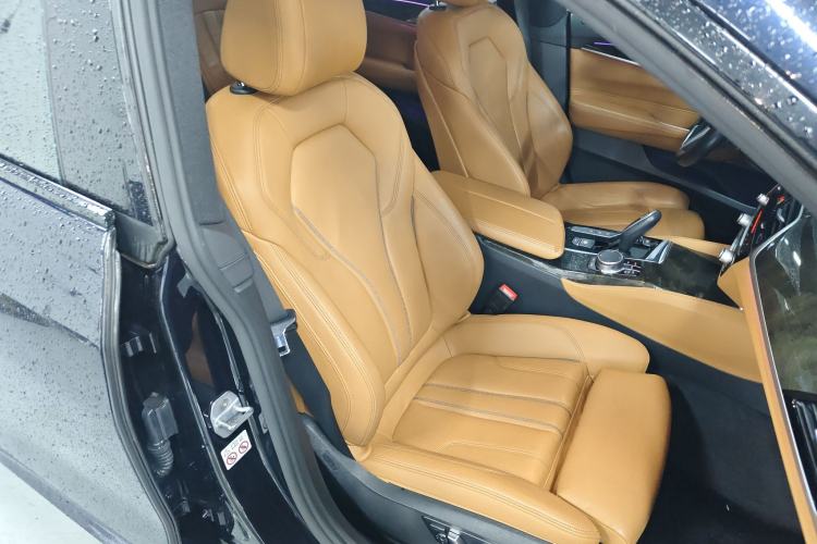 Used BMW 6 Series GT 2019 630i M Sport Package Right Front Seat