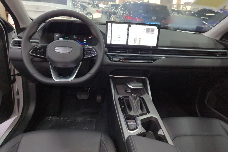 Used Geely Auto Emgrand 2026 Model 4th Generation 4 Millionth Anniversary Edition 1.5L CVT Overdrive Edition