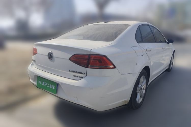 Used Volkswagen Lamando 2017 230TSI DSG Fashion Edition Rear Right 45 Deg