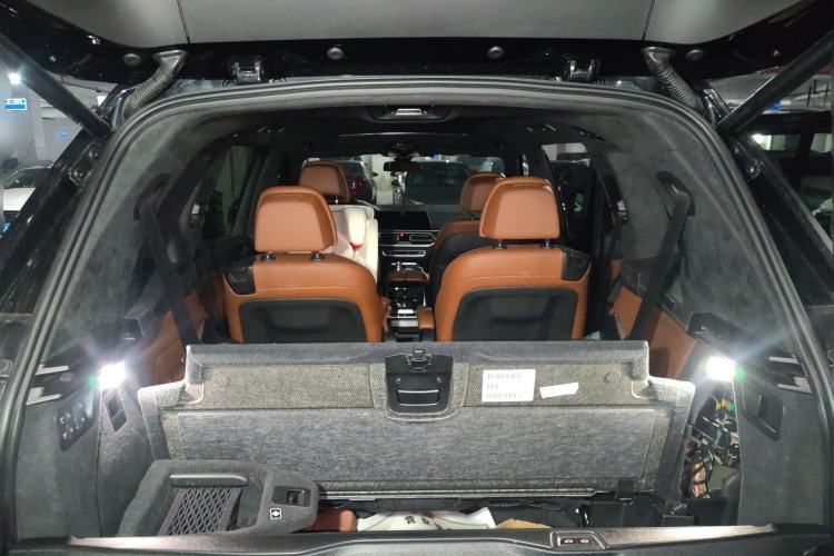 Used BMW X7 2021 xDrive40i Luxury M Sport Package