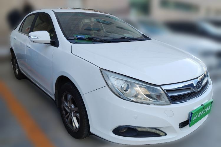 Used BYD Surui 2014 1.5TID Automatic Flagship Model Front Right 45 Deg