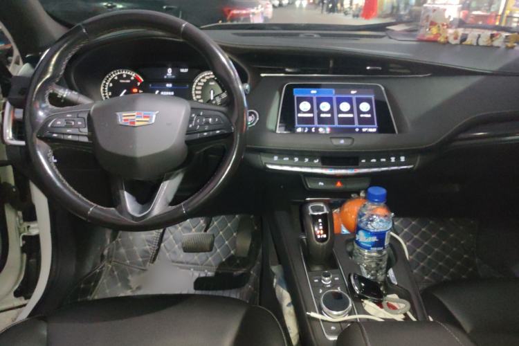 Used Cadillac XT4 2018 28T Two-Wheel Drive Tech Version
