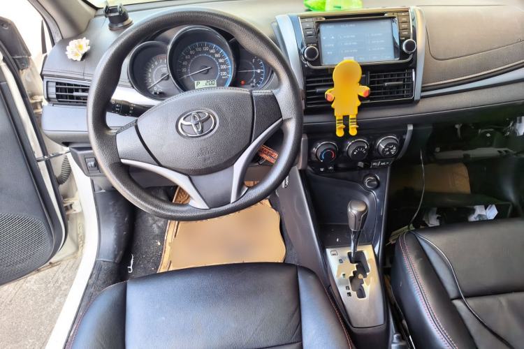 Used Toyota Vios 2014 1.5L Automatic ZhiShang Edition Steering Wheel