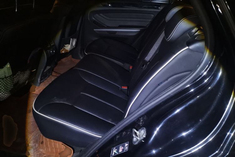 Used Mercedes-Benz M-Class 2010 ML 350 4MATIC Luxury Model
