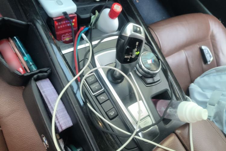 Used BMW X5 2013 xDrive35i Luxury Edition Gear Lever