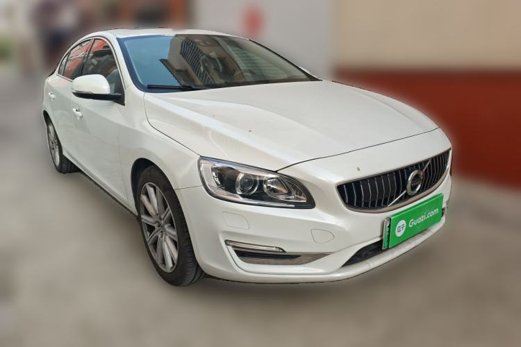 Used Volvo S60 New Energy 2018 S60L E-Drive Hybrid T6 Progressive Edition