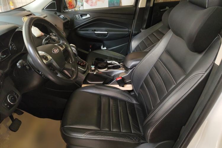 Used Ford Kuga 2015 2.0L GTDi Four-Wheel Drive Prestige Model Left Front Seat