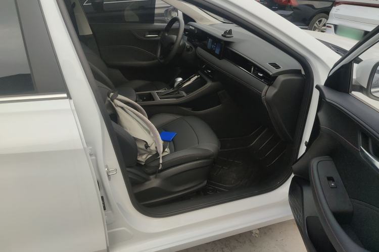 Used Roewe i5 2026 Model 1.5L CVT Luxury Version