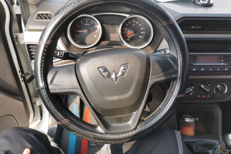 Used Wuling Hongguang 2019 1.5L S Standard Version China VI LAR