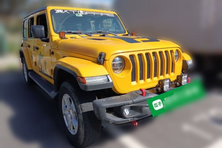 Used Jeep Wrangler 2019 2.0T Sahara Four-Door Version China VI Emission Standard Front Right 45 Deg