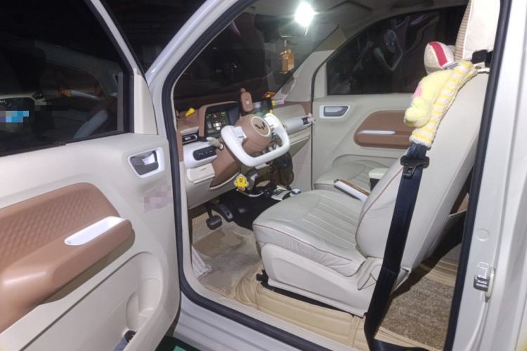 Used Wuling Hongguang MINIEV 2024 3rd Generation 215km Advanced Version Driver Seat