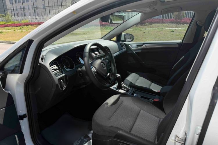 Used Volkswagen Golf 2020 Zhiai Edition 280TSI DSG Comfort Model Left Front Seat