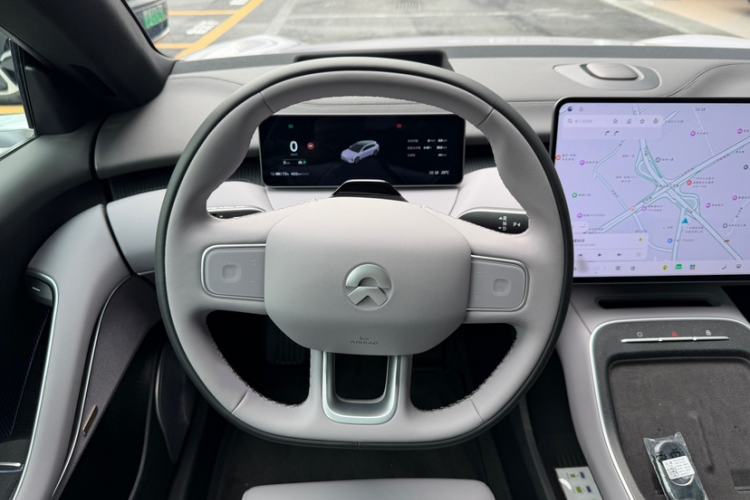 Used Nio ET5T 2025 75 kWh Touring Steering Wheel