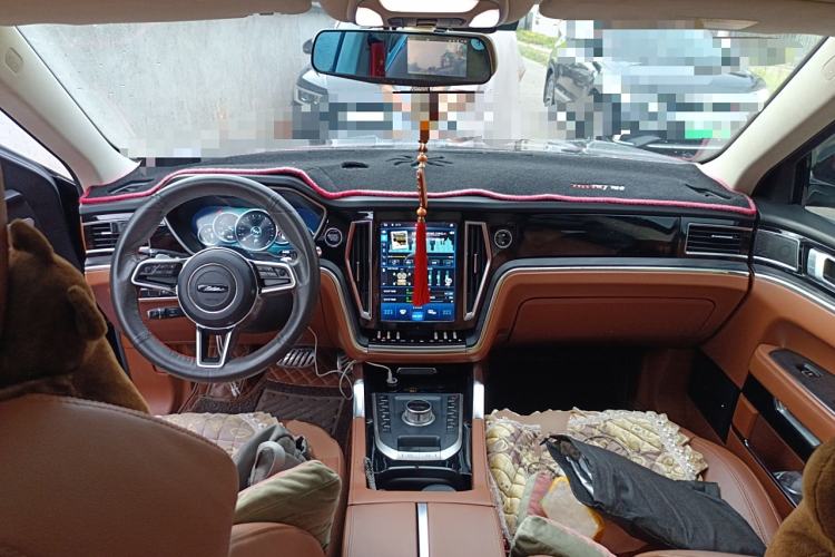 Used Zotye T700 2017 1.8T Dual-Clutch Prestige Model
