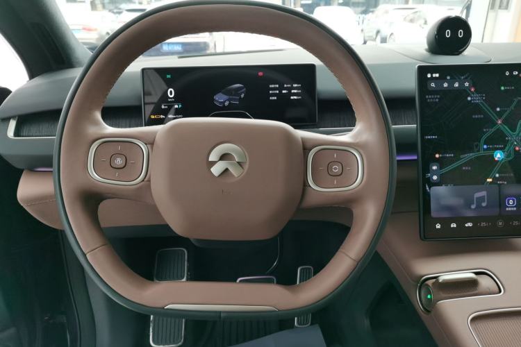 Used Nio ES8 2023 100kWh Signature Edition
