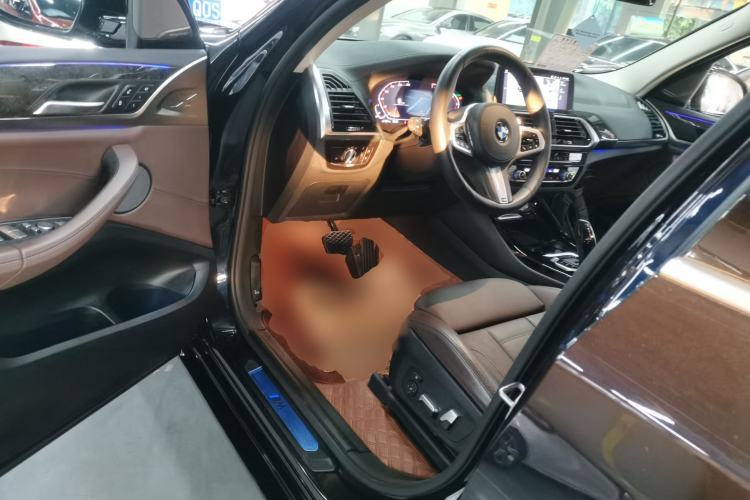 Used BMW X3 2020 xDrive30i Luxury Model with M Sport Package
