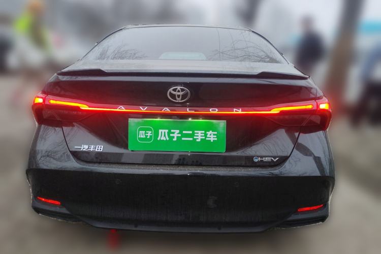 Used Toyota Avalon 2024 Dual-Motor 2.0L Luxury Edition
