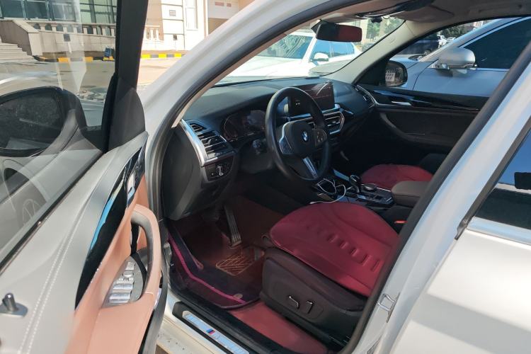 Used BMW X3 2023 xDrive25i M Sport Package Driver Seat