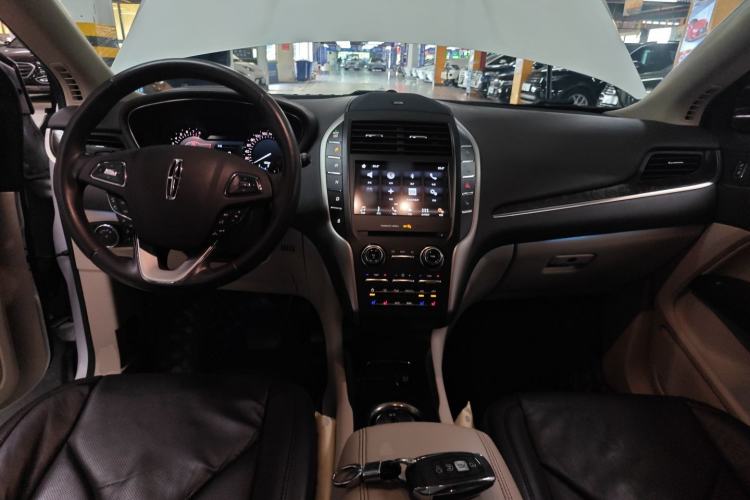 Used Lincoln MKC 2017 2.0T Two-Wheel-Drive Luxury Edition