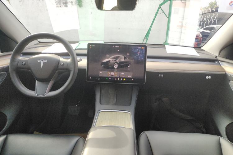 Used Tesla Model Y 2022 Rear-Wheel-Drive Version