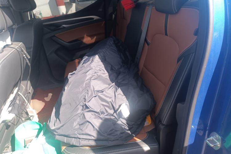 Used SAIC MAXUS T70 2020 2.0T Gasoline Automatic Two-Wheel Drive Elite Trim Standard Box High Ground Clearance
